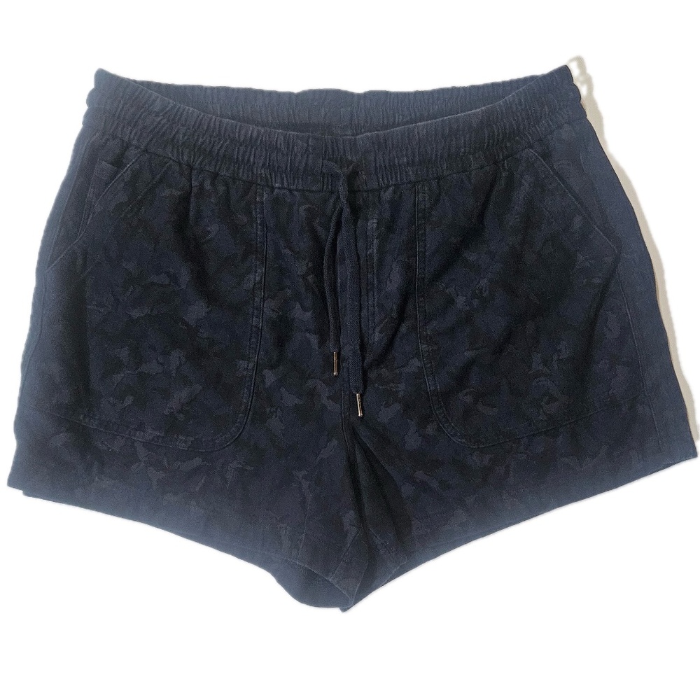 Athleta Camo Farallon Shorts Womens 18 Blue Twill Sweat‎ Elastic Waist Pockets